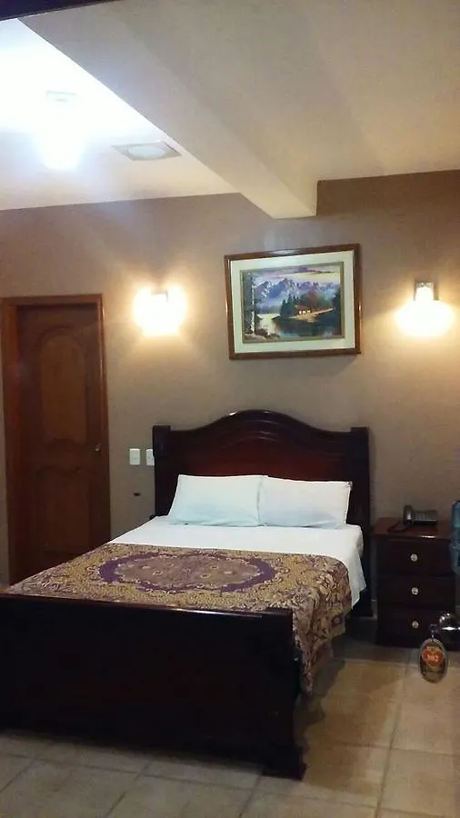 Hotel Deseos Guayaquil 0*,  Ekvádor
